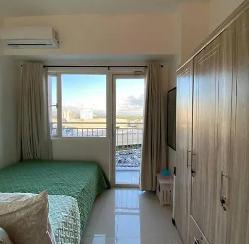 A Cozy 1 Bedroom Unit With A Parking At Tower 2 South Residences Sm Southmall Apartment *
